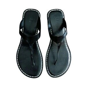 Bernando Sz. 9N Black Leather Thong Heel Sandals Minimalist Capsule Classic